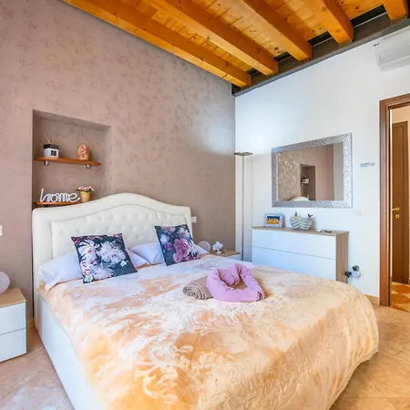 Palace Mazzini Center Apartamento