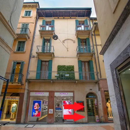 Palace Mazzini Center