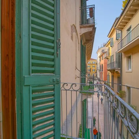 Palace Mazzini Center Apartamento Verona