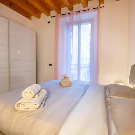 Palace Mazzini Center Apartamento Verona