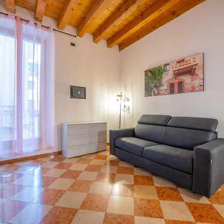 Palace Mazzini Center Verona